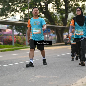 Runner Photo 8235560