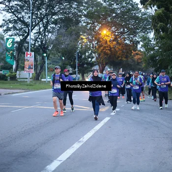 Runner Photo 8235565
