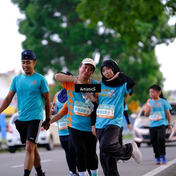 Runner Photo 8235570