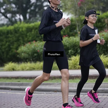 Runner Photo 8235575