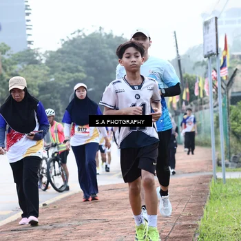 Runner Photo 8235600