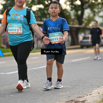 Runner Photo 8235601
