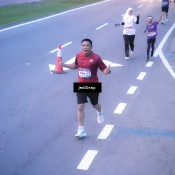 Runner Photo 8235617