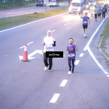 Runner Photo 8235680