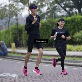 Runner Photo 8235687