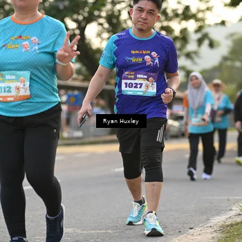 Runner Photo 8235689