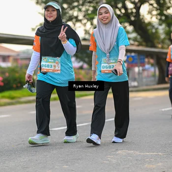Runner Photo 8235696