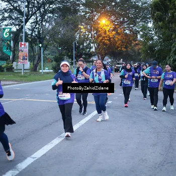 Runner Photo 8235727