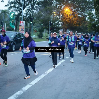 Runner Photo 8235733