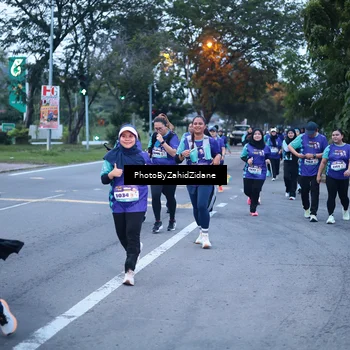 Runner Photo 8235754