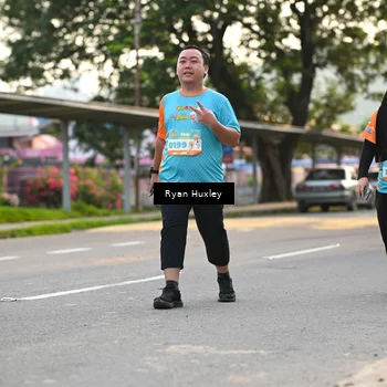 Runner Photo 8235765