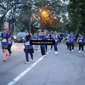 Runner Photo 8235767