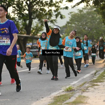 Runner Photo 8235779