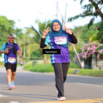 Runner Photo 8235794