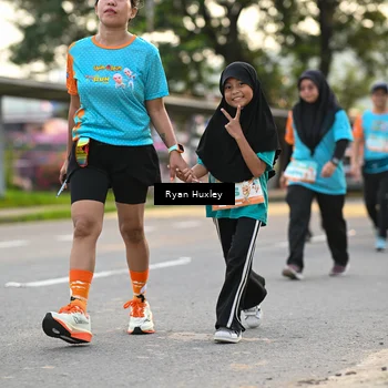 Runner Photo 8235823