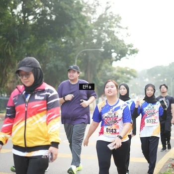 Runner Photo 8235839