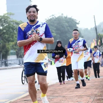 Runner Photo 8235849