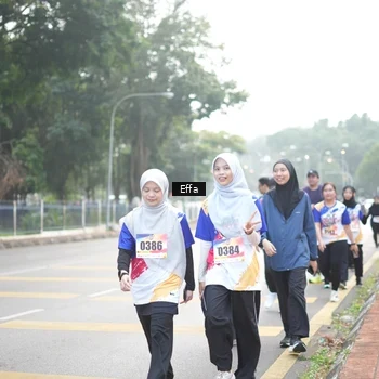Runner Photo 8235855