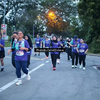Runner Photo 8235860