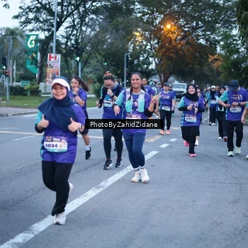 Runner Photo 8235896