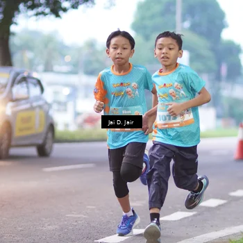 Runner Photo 8235898