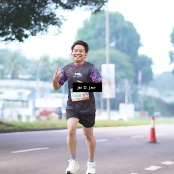 Runner Photo 8235899
