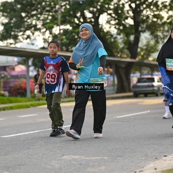 Runner Photo 8235913
