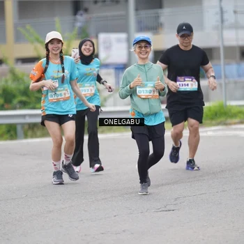Runner Photo 8235924