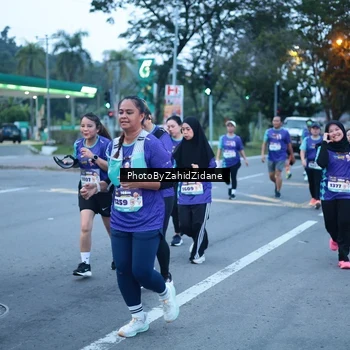 Runner Photo 8235928