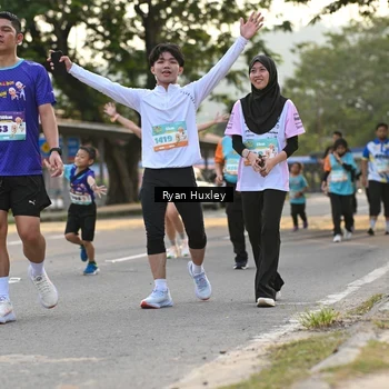 Runner Photo 8235934
