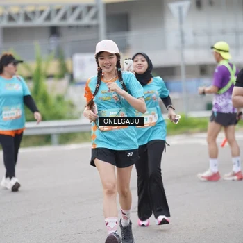 Runner Photo 8235941