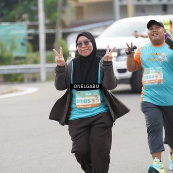 Runner Photo 8235944