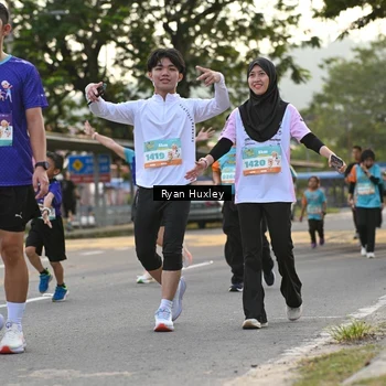 Runner Photo 8235945