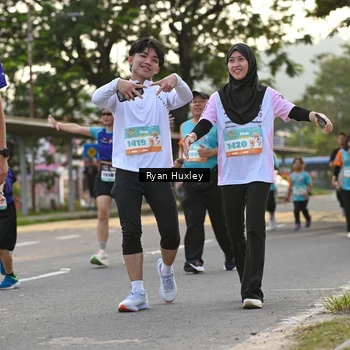 Runner Photo 8235953