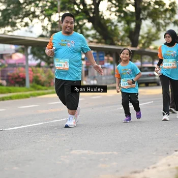 Runner Photo 8235963