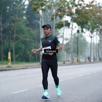 Runner Photo 8235964