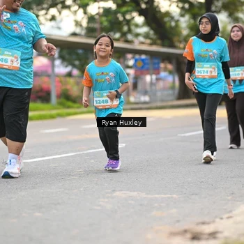 Runner Photo 8235973