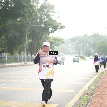 Runner Photo 8235992
