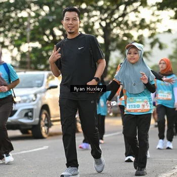 Runner Photo 8235995
