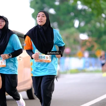 Runner Photo 8235996