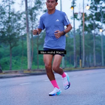 Runner Photo 8236006