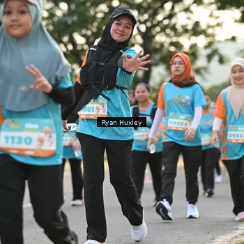 Runner Photo 8236022