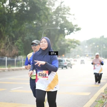 Runner Photo 8236031