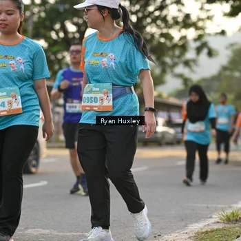 Runner Photo 8236037