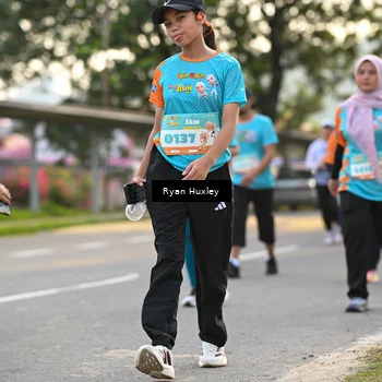 Runner Photo 8236058