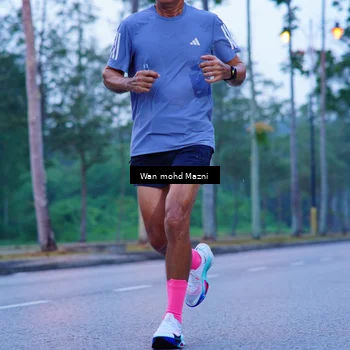 Runner Photo 8236061