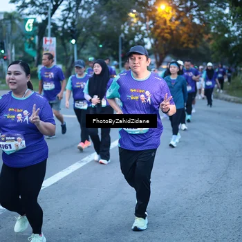 Runner Photo 8236080