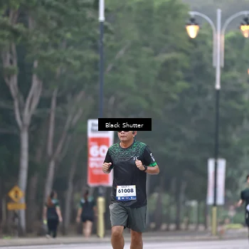 Runner Photo 8236107