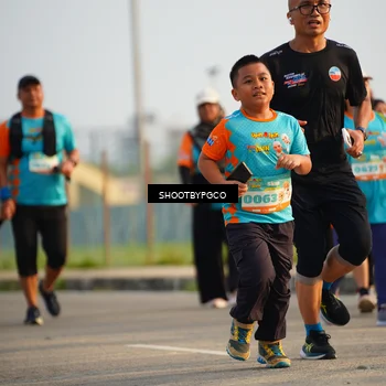 Runner Photo 8236141