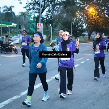 Runner Photo 8236153